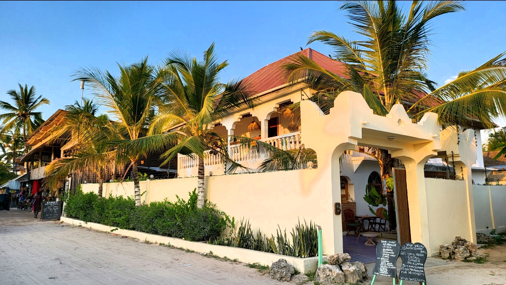 20251024_174540 (1) (1)